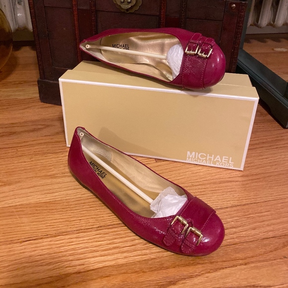 MICHAEL Michael Kors Shoes - Michael Kors: Austin Flat Crinkled Patent Magenta